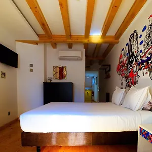 House Petit Lusa Lisbon